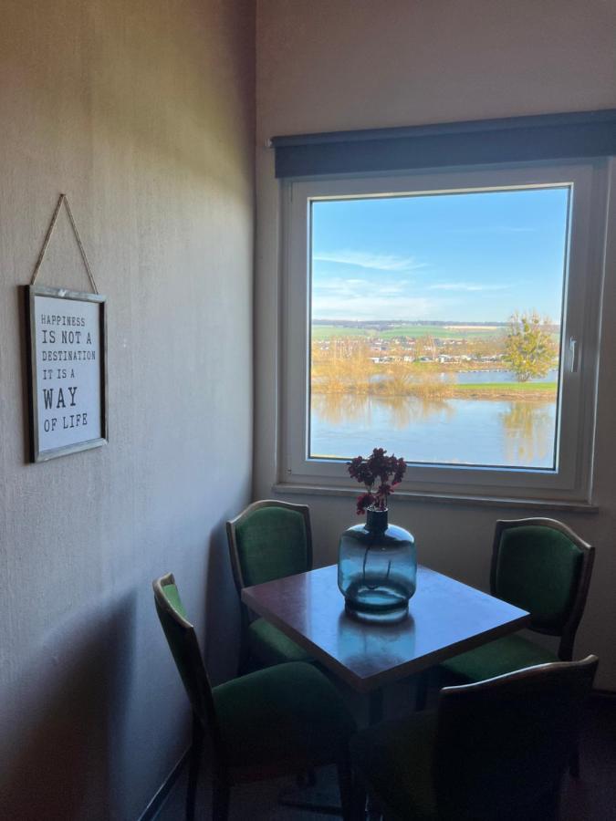Camping Am Bootshaus Beverungen Esterno foto